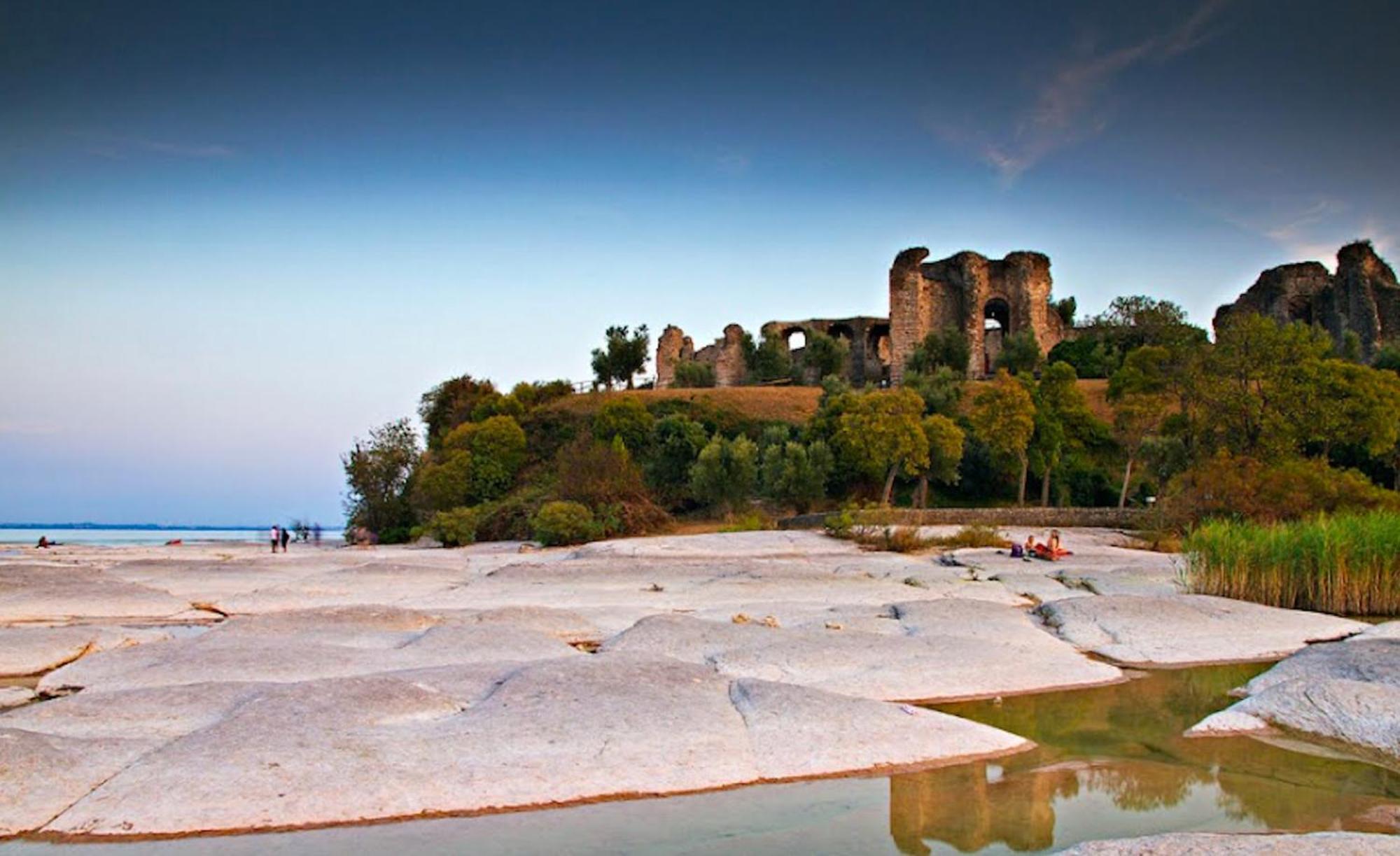 The Captain Apartment Sirmione Exterior foto